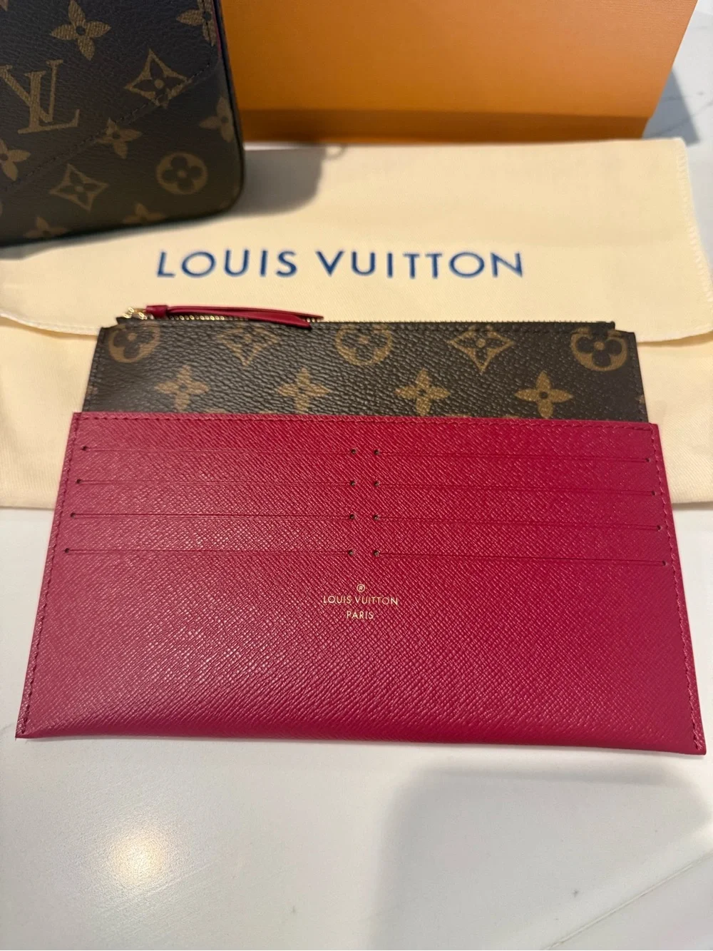 Louis Vuitton Pochette Félicie Monogram Brown - Great Condition